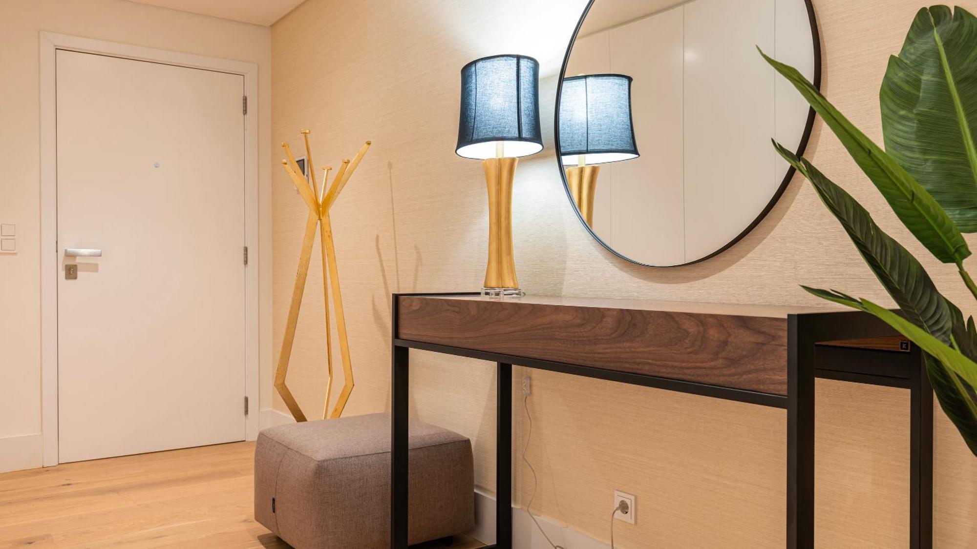 Apartment Deluxe 1 Bdr W/ Pool View By Lovelystay Lissabon