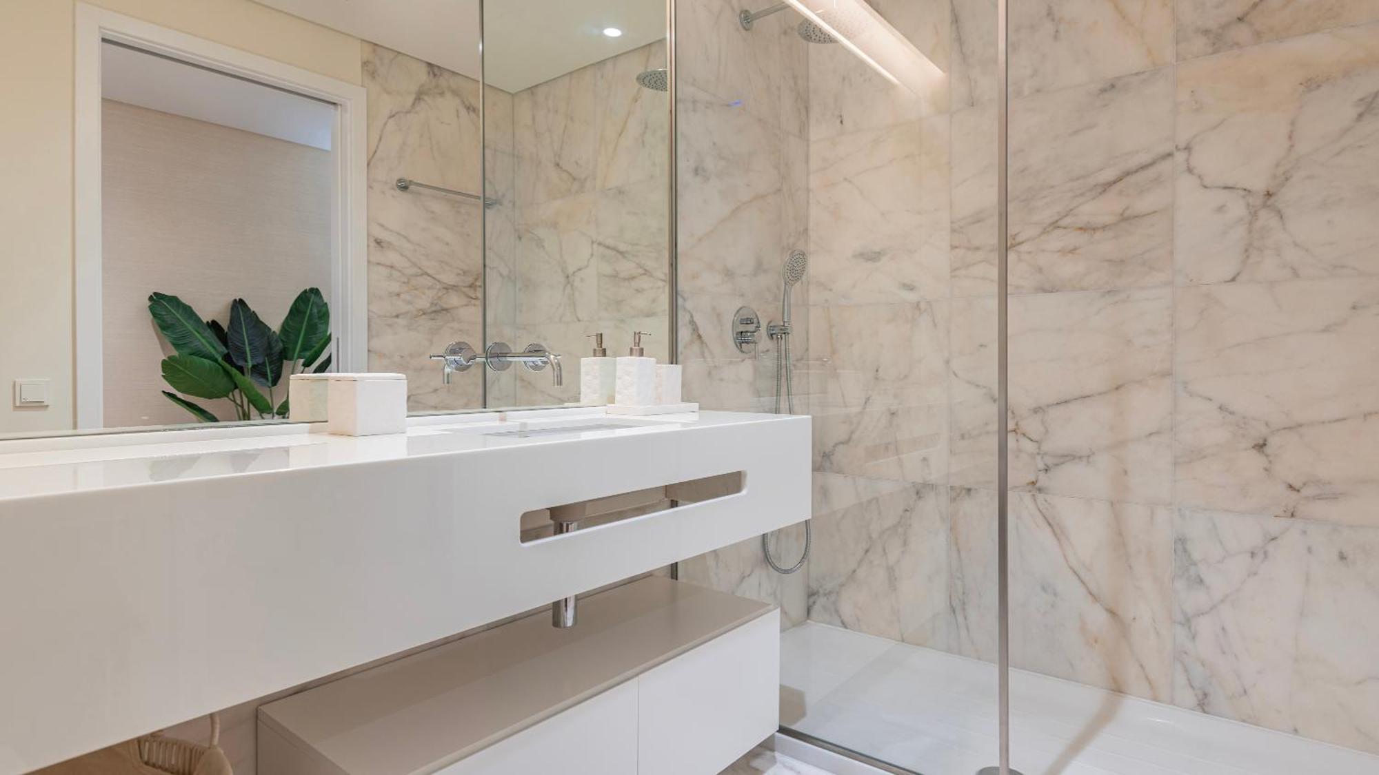 Apartment Deluxe 1 Bdr W/ Pool View By Lovelystay Lissabon