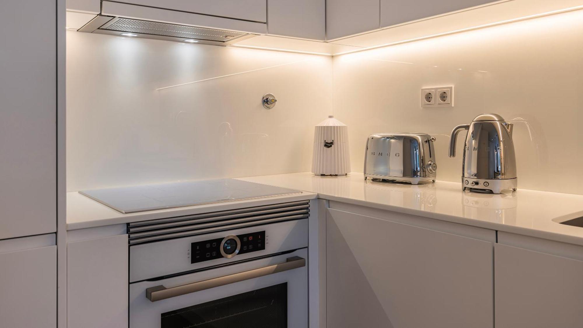 Deluxe 1 Bdr W/ Pool View By Lovelystay Apartment Lissabon